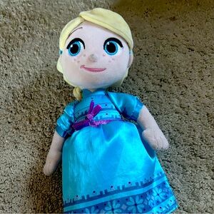 Elsa plush